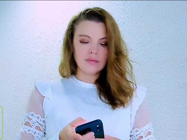 AureliaFly live cam on BongaCams