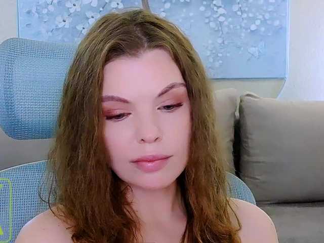 AureliaFly live cam on BongaCams