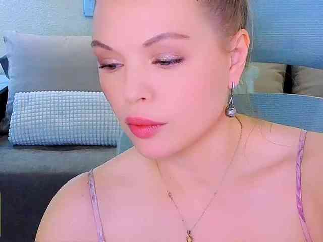 Audreyy webcam