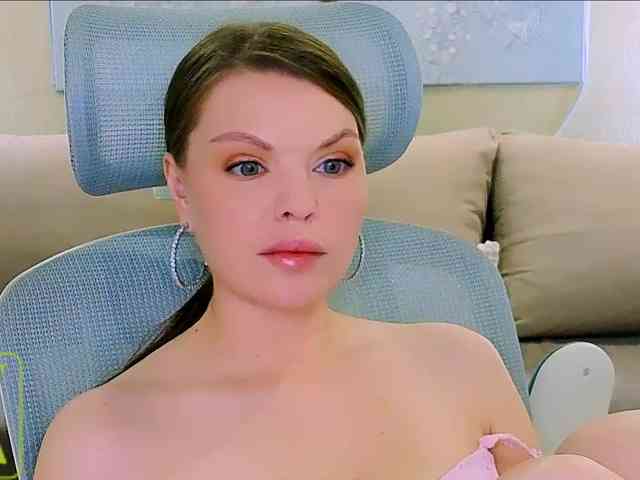 free online adult chat AureliaFly