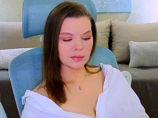 Audreyy webcam