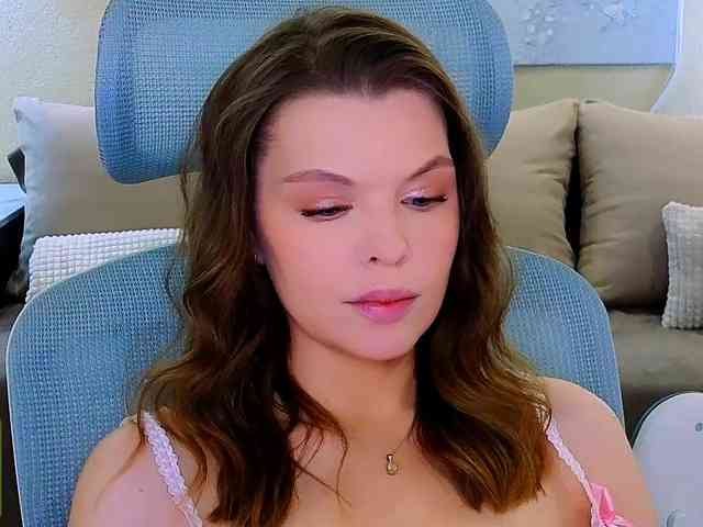 Audreyy webcam