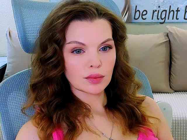 Audreyy webcam