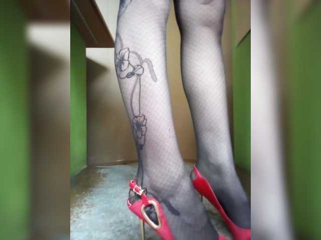 -Alyona- live cam on BongaCams