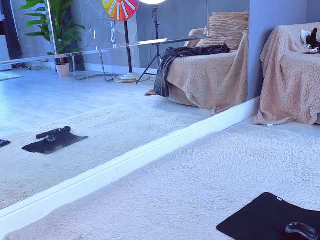 SpoilM3Mor3's BongaCams show and profile