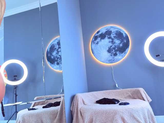 SpoilM3Mor3 live cam