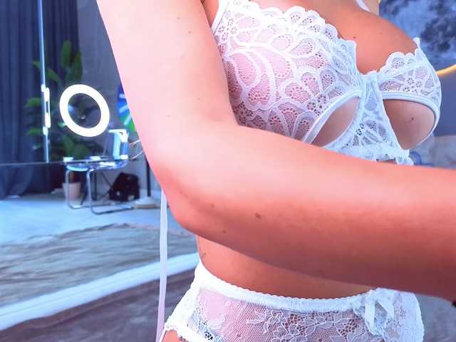 SpoilM3Mor3 live webcam show