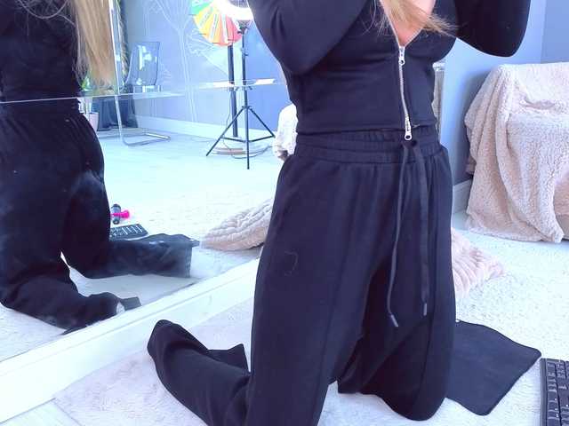 SpoilM3Mor3's BongaCams show and profile