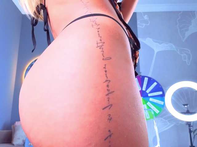 SpoilM3Mor3 live webcam show
