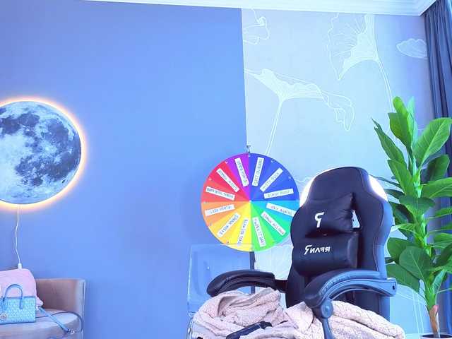 SpoilM3Mor3 live webcam show