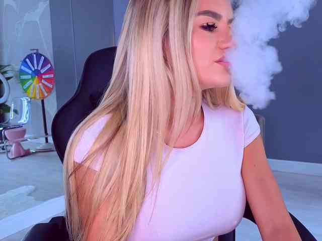SpoilM3Mor3 webcam