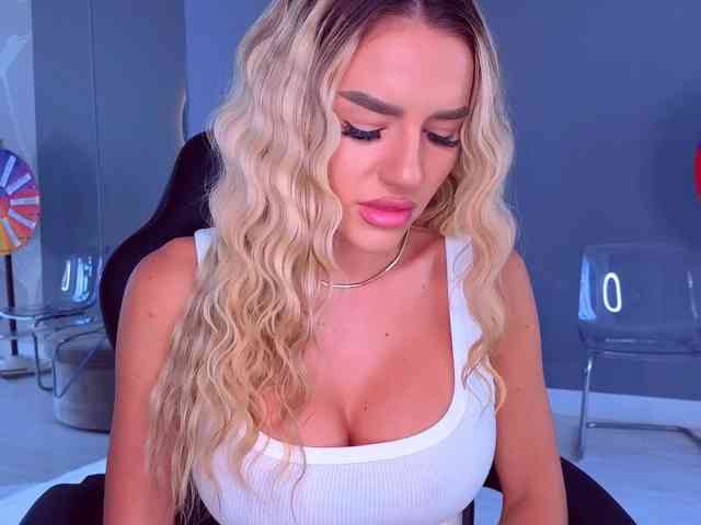SpoilM3Mor3 webcam