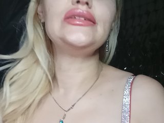 Freya-Milf Porn Show