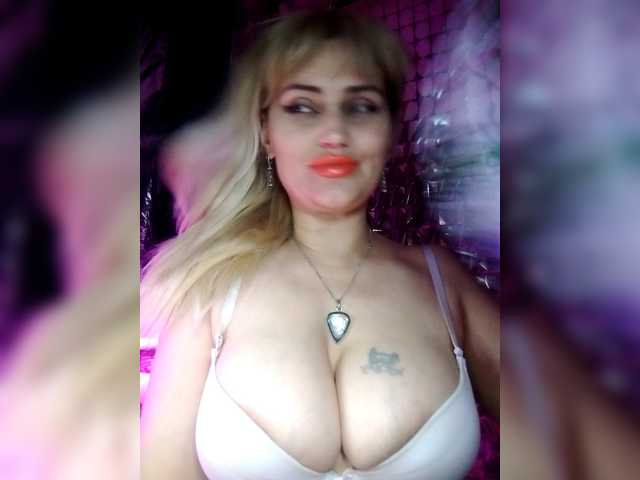 стрип от Freya-Milf