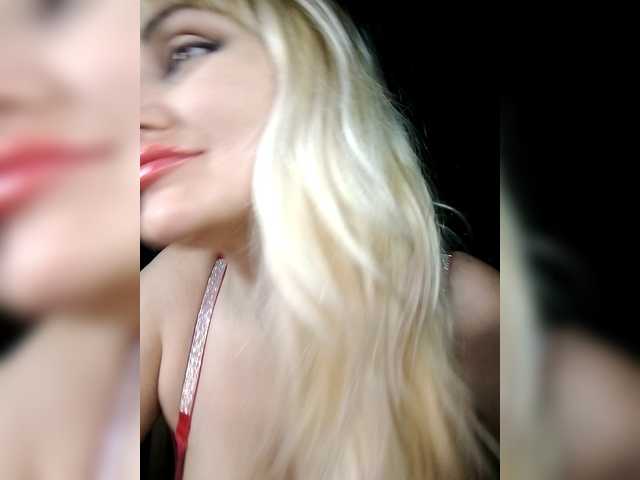 freya-milf live sex show