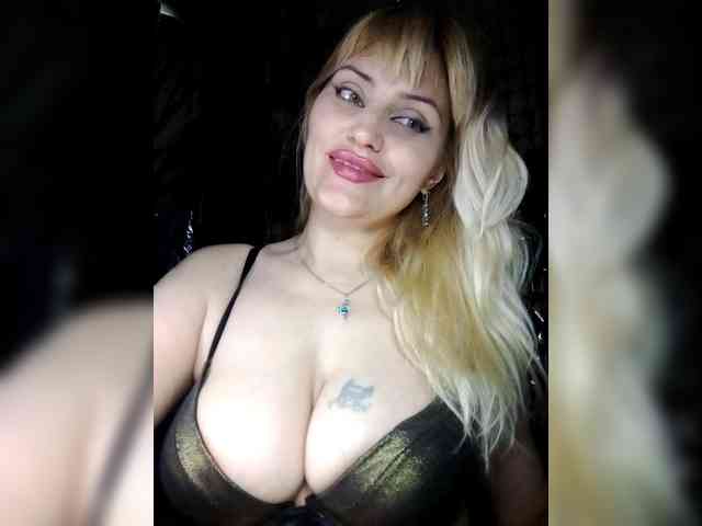 Freya-Milf webcam