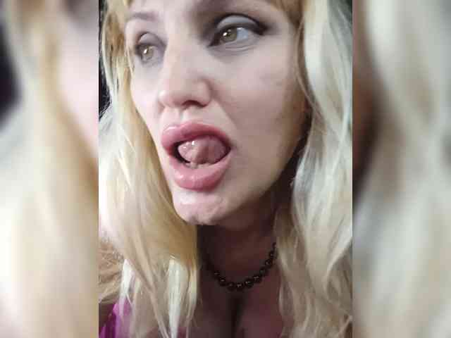 Freya-Milf Live Webcam on BongaCams