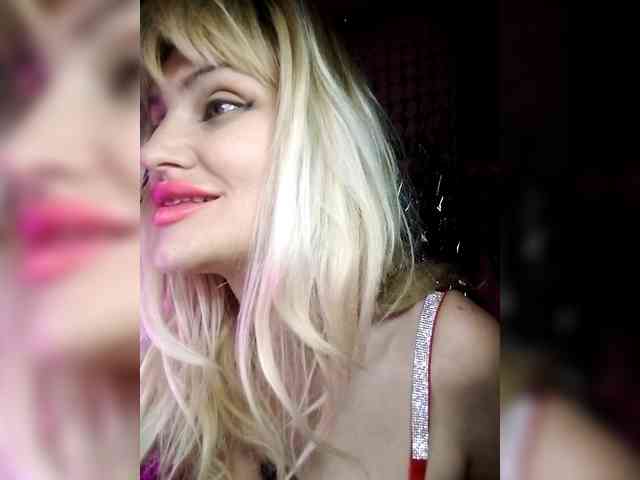 Freya-Milf webcam