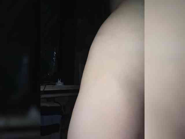 Freya-Milf webcam