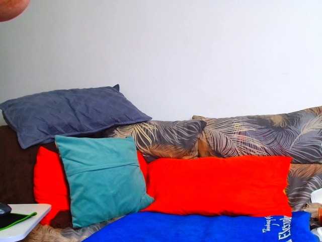 Olvia7985 live cam on BongaCams