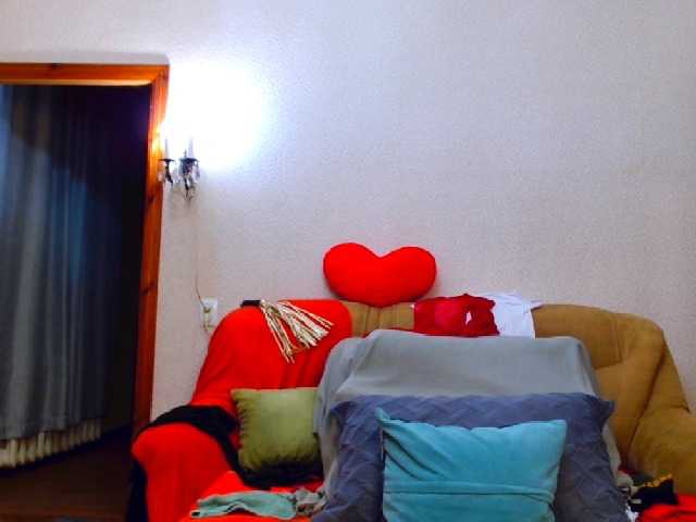 Olvia7985 live cam on BongaCams