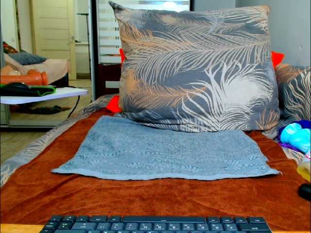 Olvia7985 live webcam show