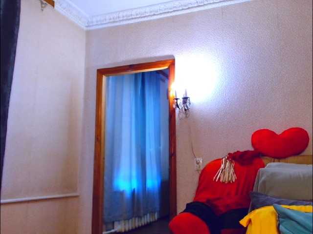 Olvia7985 live cam preview