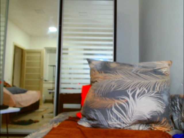 Olvia7985 live webcam show