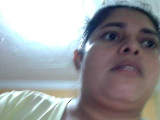 mia-naughty live cam on BongaCams