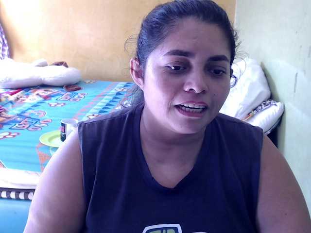 mia-naughty live cam on BongaCams