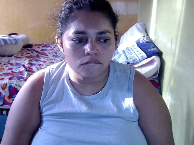 mia-naughty live cam on BongaCams