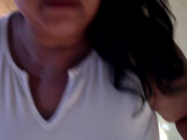 mia-naughty live webcam show