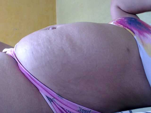 le modèle mia-naughty est en webcam porno dans un show sur le site bongacams, il possède les tags suivants: Latino/Hispanic,Brunette,Hairy