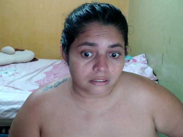 mia-naughty live cam on BongaCams