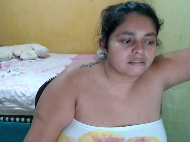 mia-naughty live cam on BongaCams