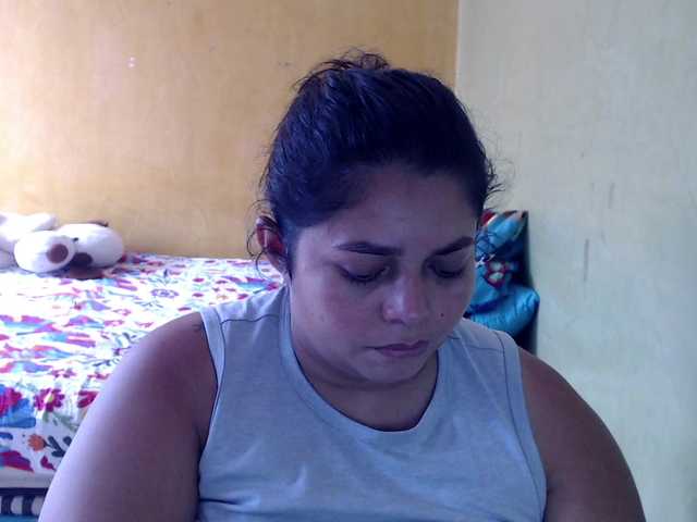 mia-naughty live cam on BongaCams