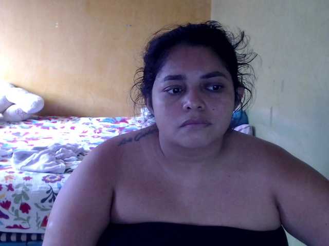 mia-naughty live cam on BongaCams