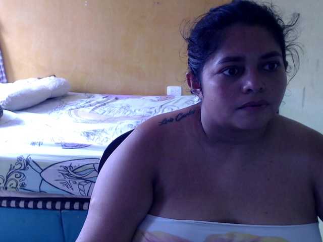 mia-naughty live cam on BongaCams