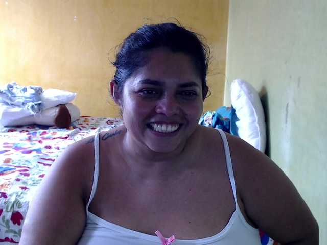 mia-naughty live cam on BongaCams