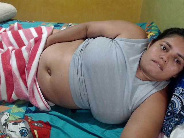 mia-naughty live cam on BongaCams