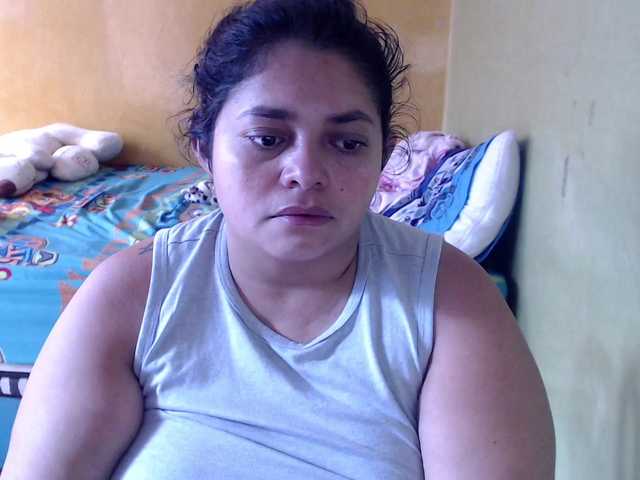 mia-naughty Live Cam on BongaCams