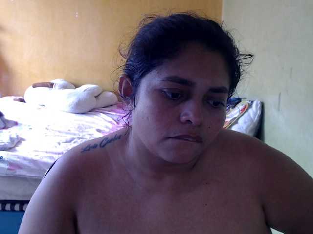 mia-naughty live cam on BongaCams
