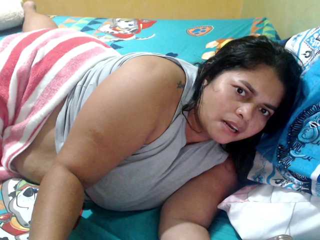 mia-naughty live webcam show