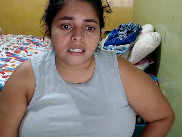mia-naughty live webcam show