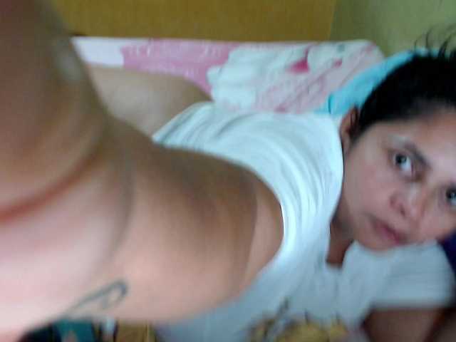 mia-naughty live cam on BongaCams