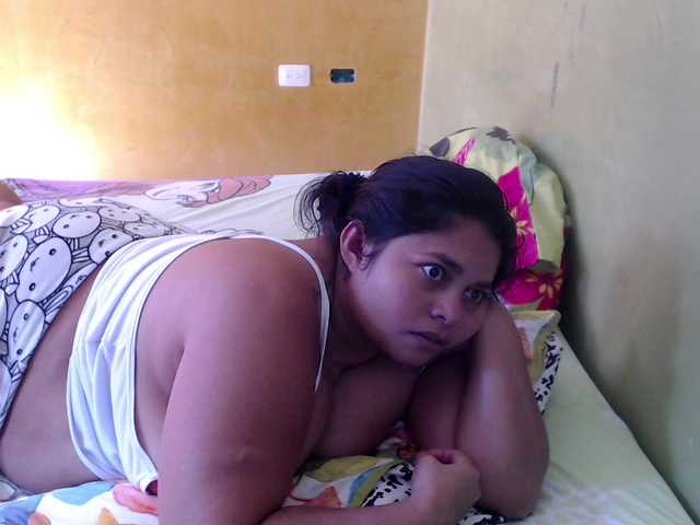 mia-naughty live cam on BongaCams