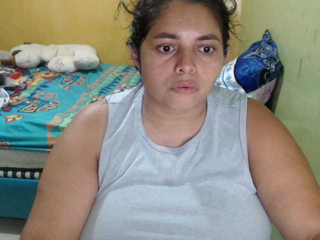 mia-naughty live webcam show