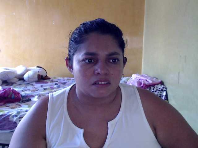mia-naughty live cam on BongaCams