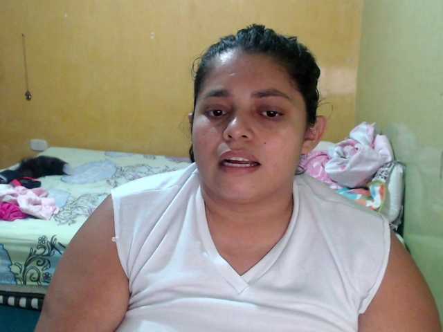 mia-naughty live cam on BongaCams