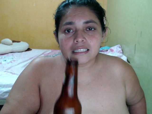mia-naughty live cam on BongaCams